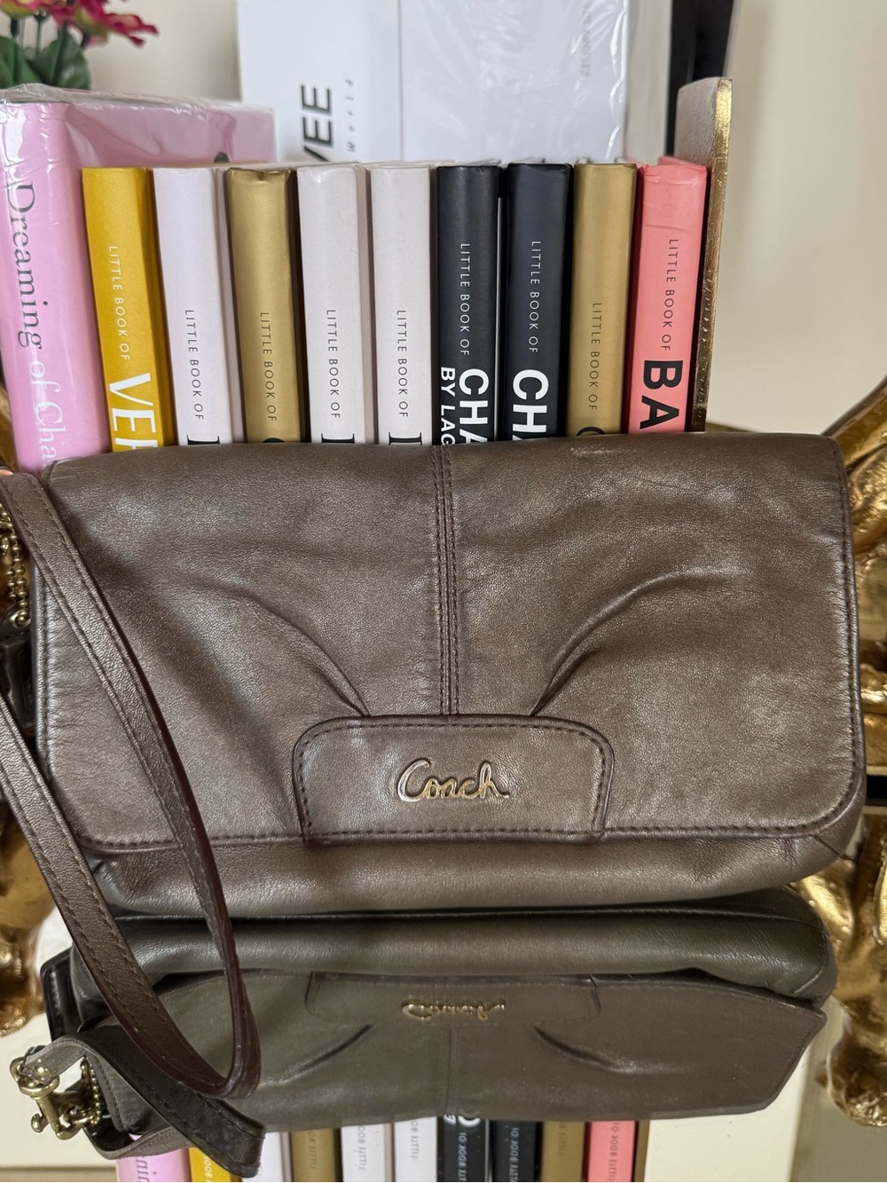 Coach leather clutch : wristlet